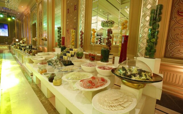 Seven Seas Hotel
