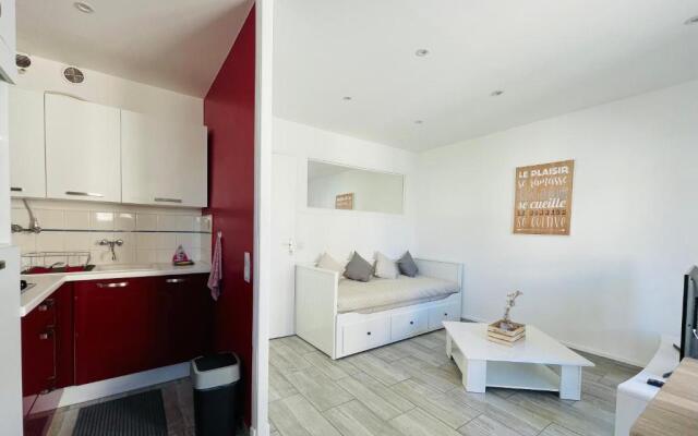 Suquet Beach Center - 10m walk from Palace 100m beach