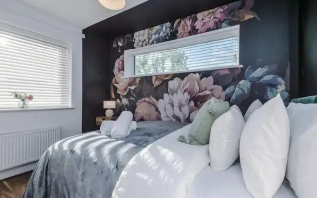Manchester Oasis Retreat - 4 Bedroom House