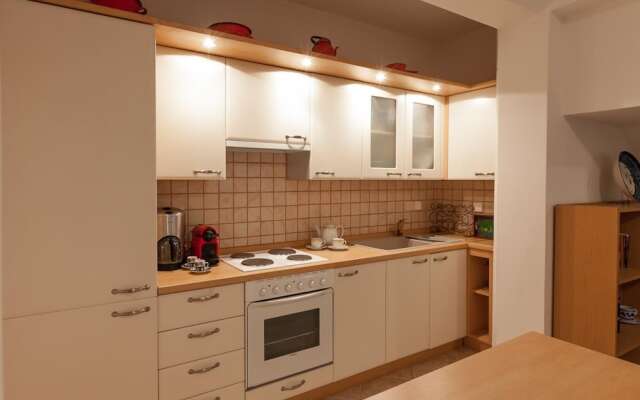 Thanos Luxury Apartment in Spetses