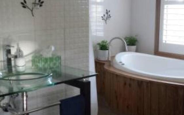 Stringybark Hills Retreat