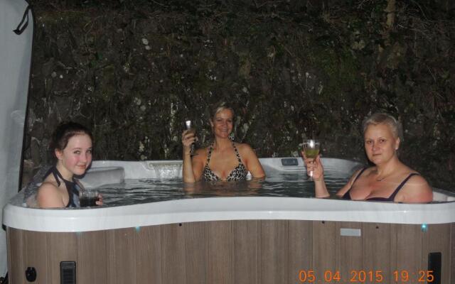 Orchard House Hotel