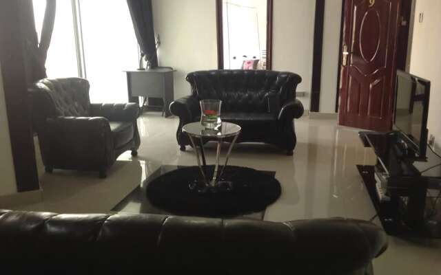 Kampala Suites