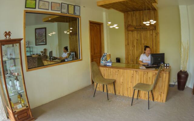 Fish Unlimited Beach & Dive Resort
