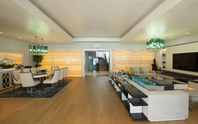 Vhillas Private Luxury Villa Azur
