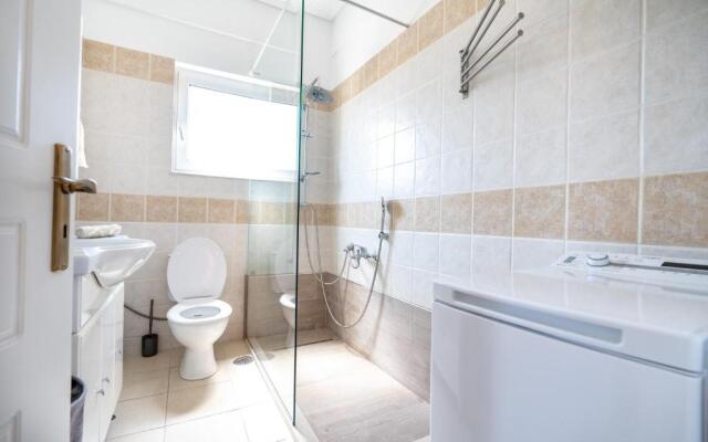 Koropi 3 bedroom Apartment 4 pers