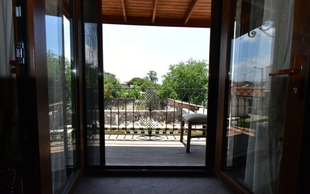 Lalekar Konuk Evi