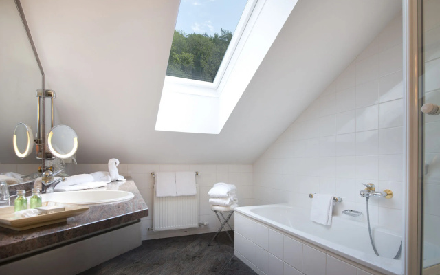 Romantik Hotel Die Gersberg Alm mit Panoramablick auf Salzburg