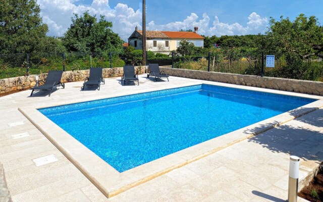 Amazing Home in Polje With Wifi and 2 Bedrooms