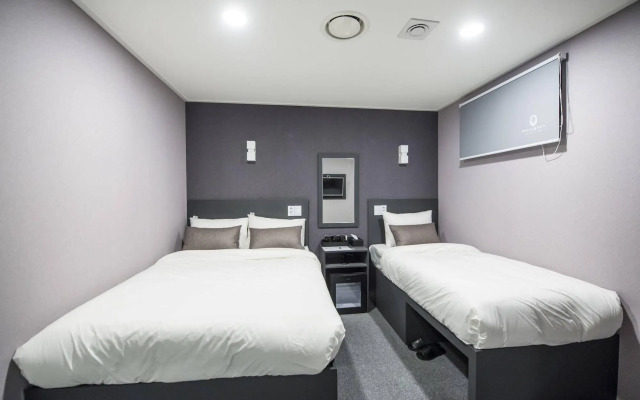Philstay Myeongdong Metro