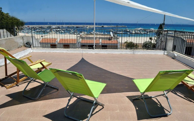 Villa Bonfiglio fronte mare e centralissima