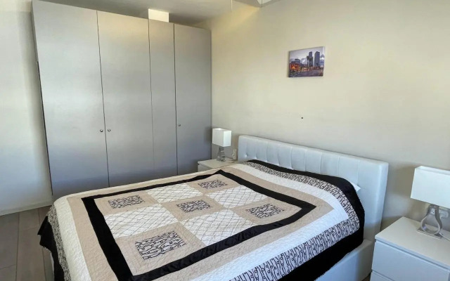 Beautiful 2-bedroom condo in the heart of Tel Aviv