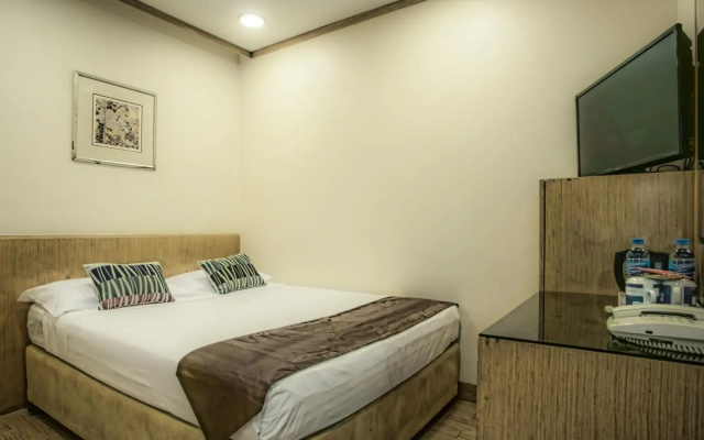 Hotel Sakura by Venue - Newly Renovated