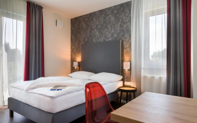 Signature East Hotel Apartment
