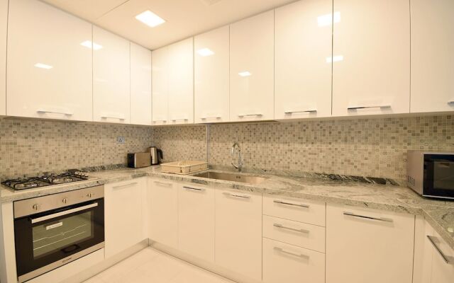 Key Host - Regent Court 14