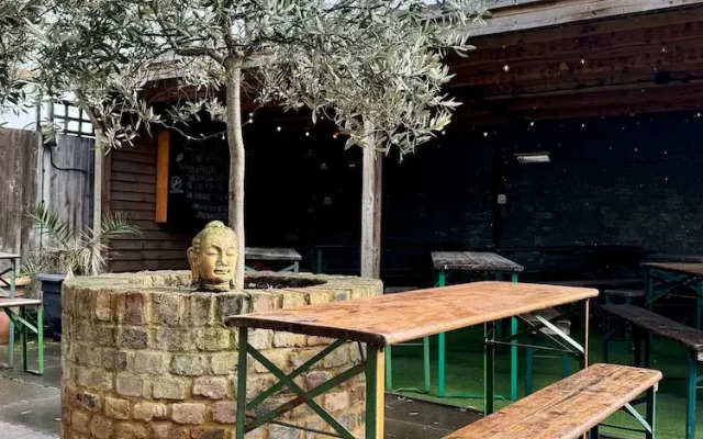 The Crown Rooms