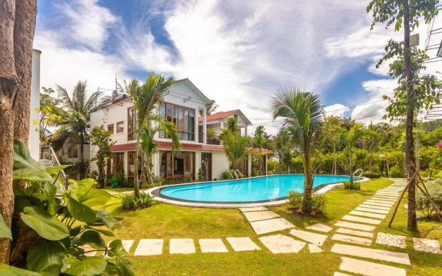 Caesar Phu Quoc Hotel
