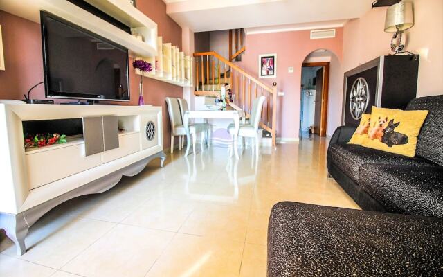 Gorgeous apartment in Albamar