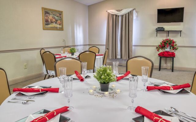 Howard Johnson Express Inn