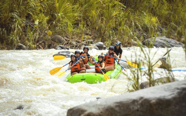 Selina Shared Manuel Antonio