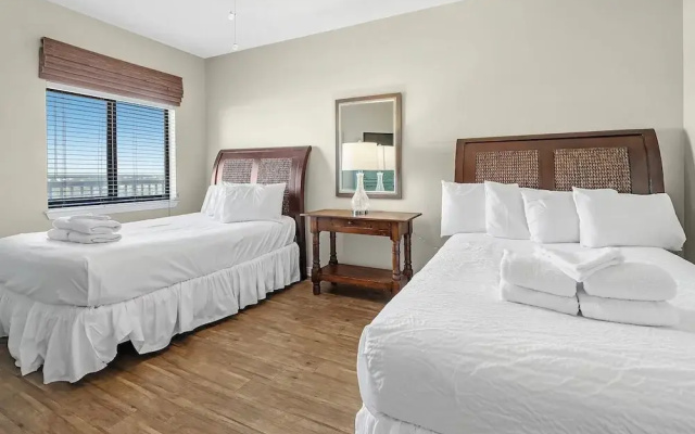 The Palms West 813
