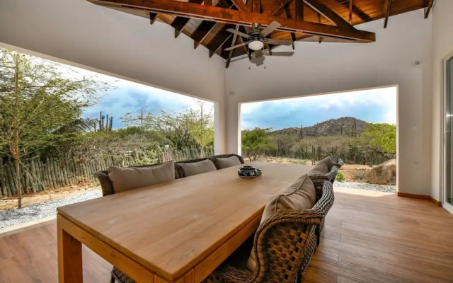 Picaron Villas in Santa Cruz