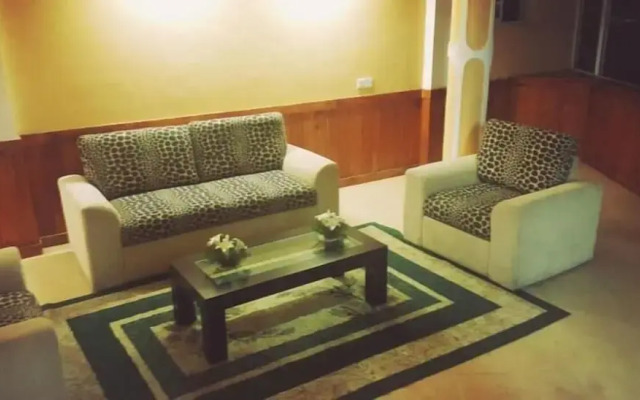 The Queensburry City Hotel