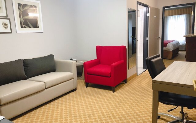 Country Inn & Suites by Radisson, Topeka West, KS