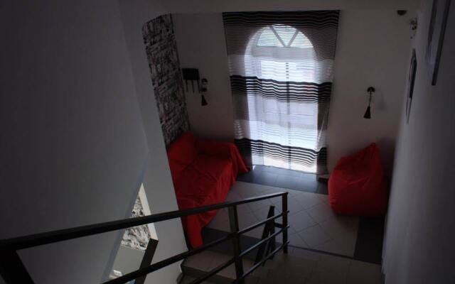 Хостел "Hollywood"