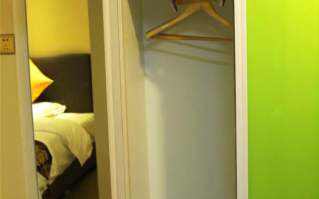Lime Hotel (Xi'an Greenland Pico Store)