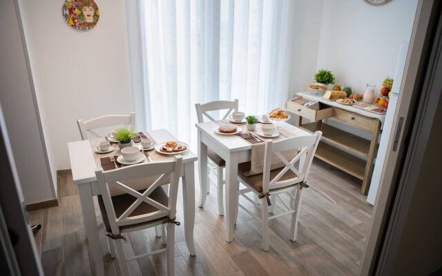 Porta Aragonese Luxury Rooms