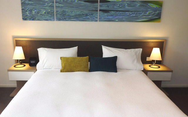 Quarters at Flinders Hotel