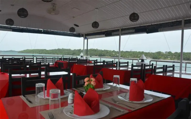 Trinco Lagoon