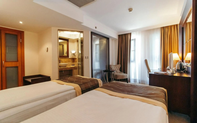 CK Farabi Hotel