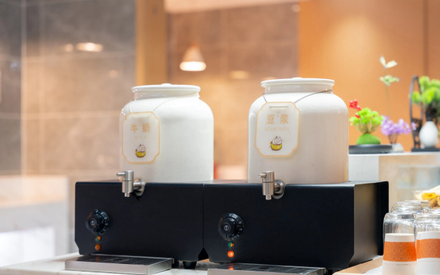 World Hotel (Jinan Hanyu Jingu Olympic Sports Center)