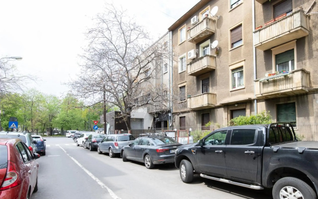 Nicole's Dorobanti Studio