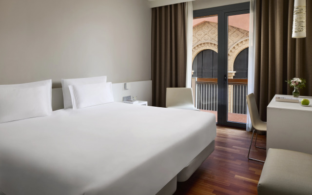 NH Castellón Mindoro Hotel