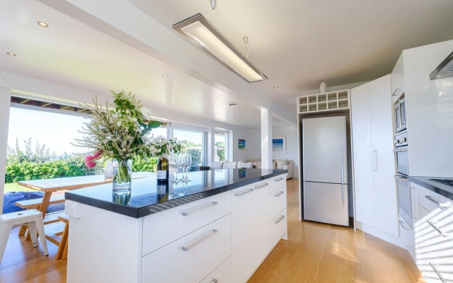Palm Ridge - near Onetangi & Palm Beach