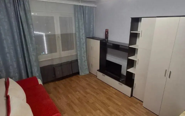 Апартаменты на улице Крылова 32