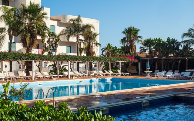 Saracen Sands Hotel & Congress Centre