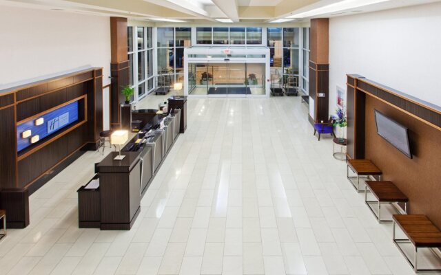 Holiday Inn Express Dalton