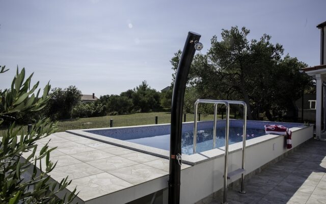 Inviting 3-bed House on the Island of Rab, Croatia