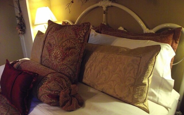 Historic Davy House Bed & Breakfast Inn