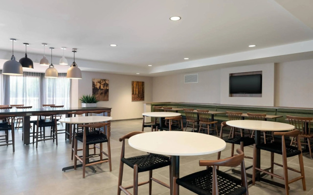 Fairfield Inn By Marriott Savannah Airport