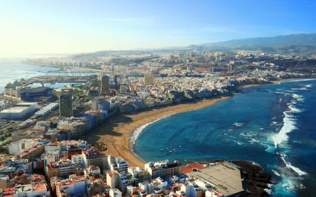 Quevedo Beach Apartment II by Canary365