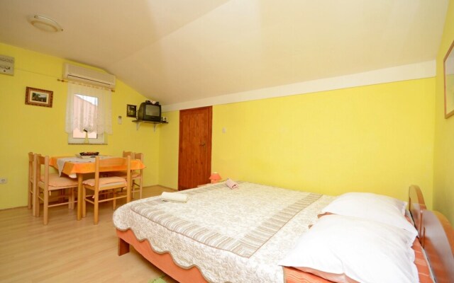 Apartments and Room Višnja