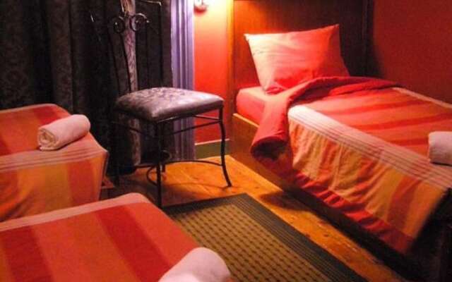 Paris Hostel