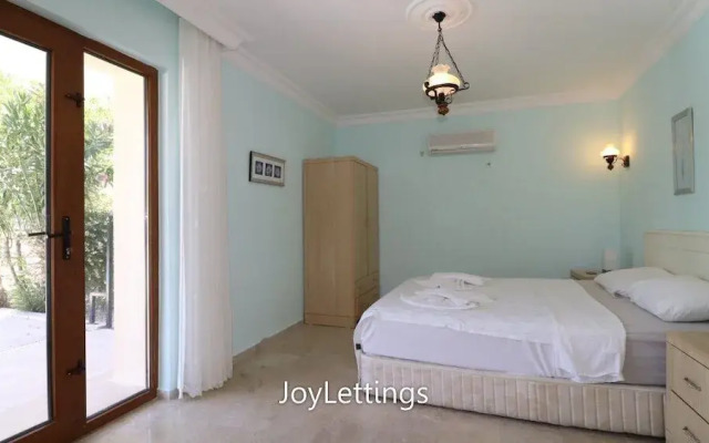 Villa AX07 by JoyLettings