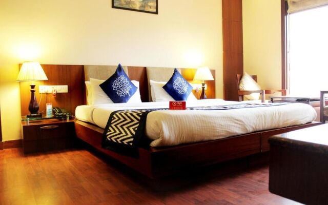Hotel Aman Palace-Rajouri Garden