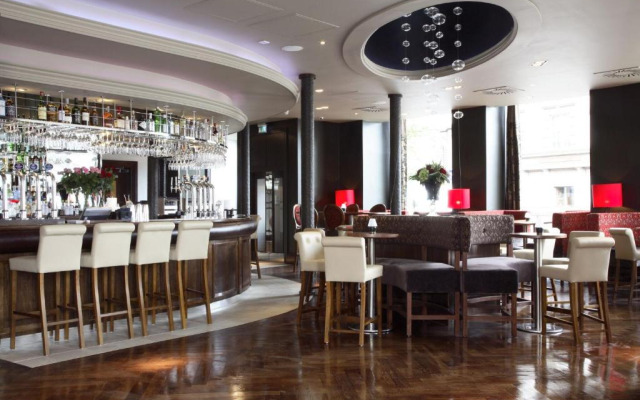 The Rutland Hotel & Apartments